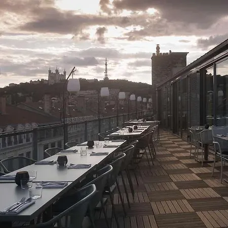 Maison No - Et Rooftop Szálloda