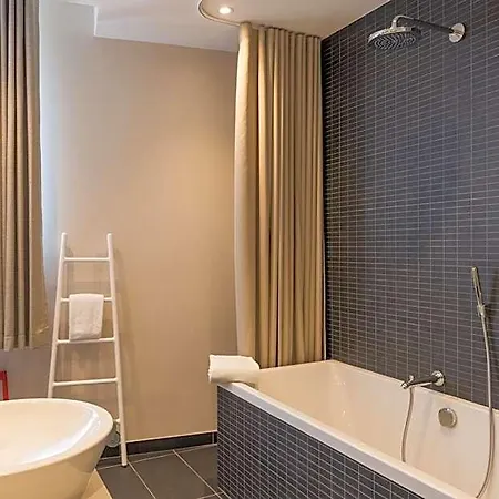 Отель Maison No - Et Rooftop Лион