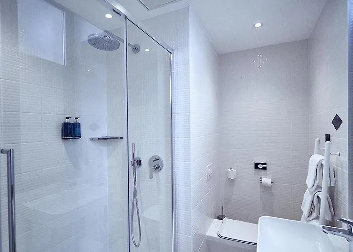 Maison No - Et Rooftop 4*