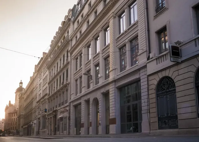 فندق Maison No - Et Rooftop ليون