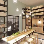 Maison No - Et Rooftop Отель Лион
